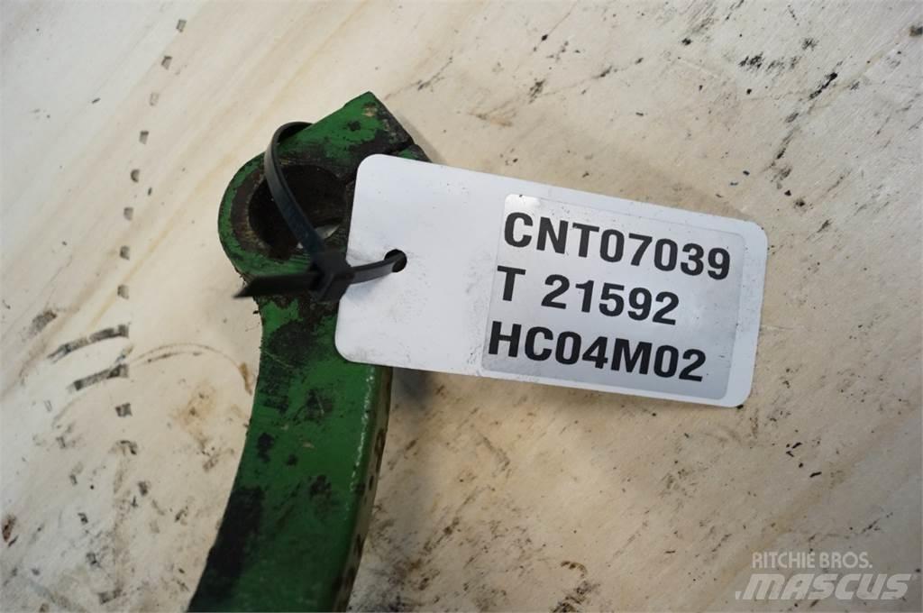 John Deere 302 Кабины