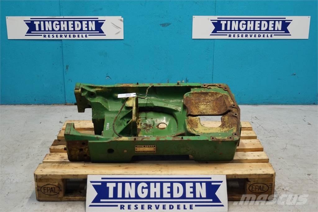 John Deere 3030 Навесное оборудование и запчасти