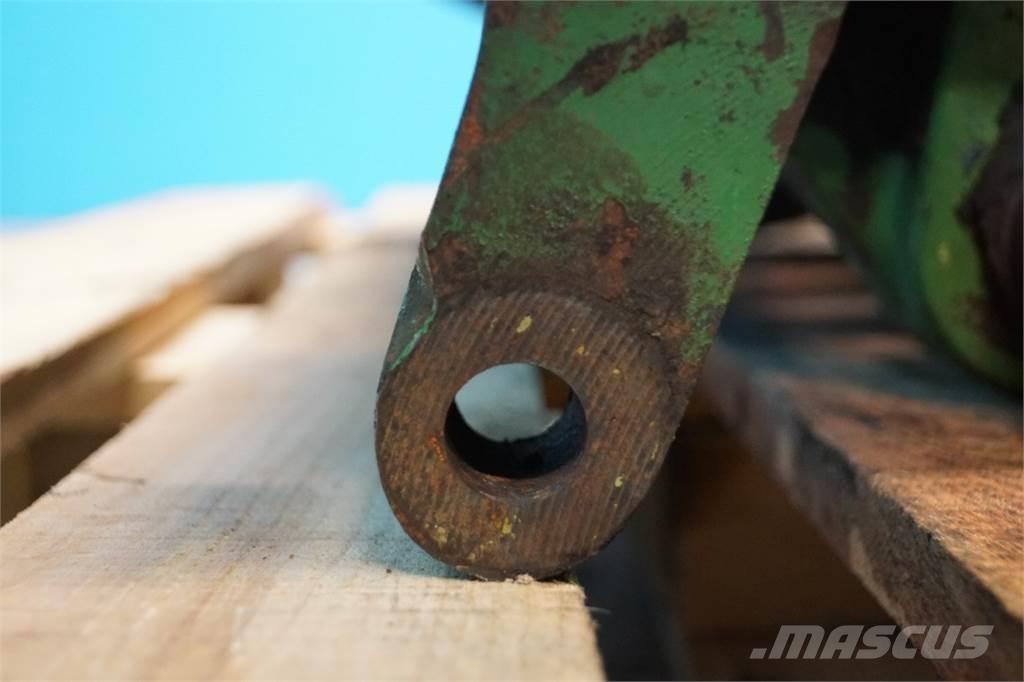 John Deere 3030 Навесное оборудование и запчасти