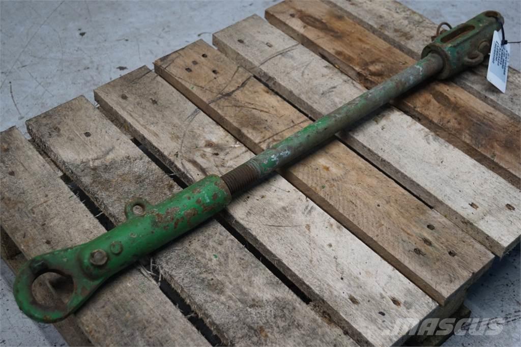 John Deere 3030 Навесное оборудование и запчасти