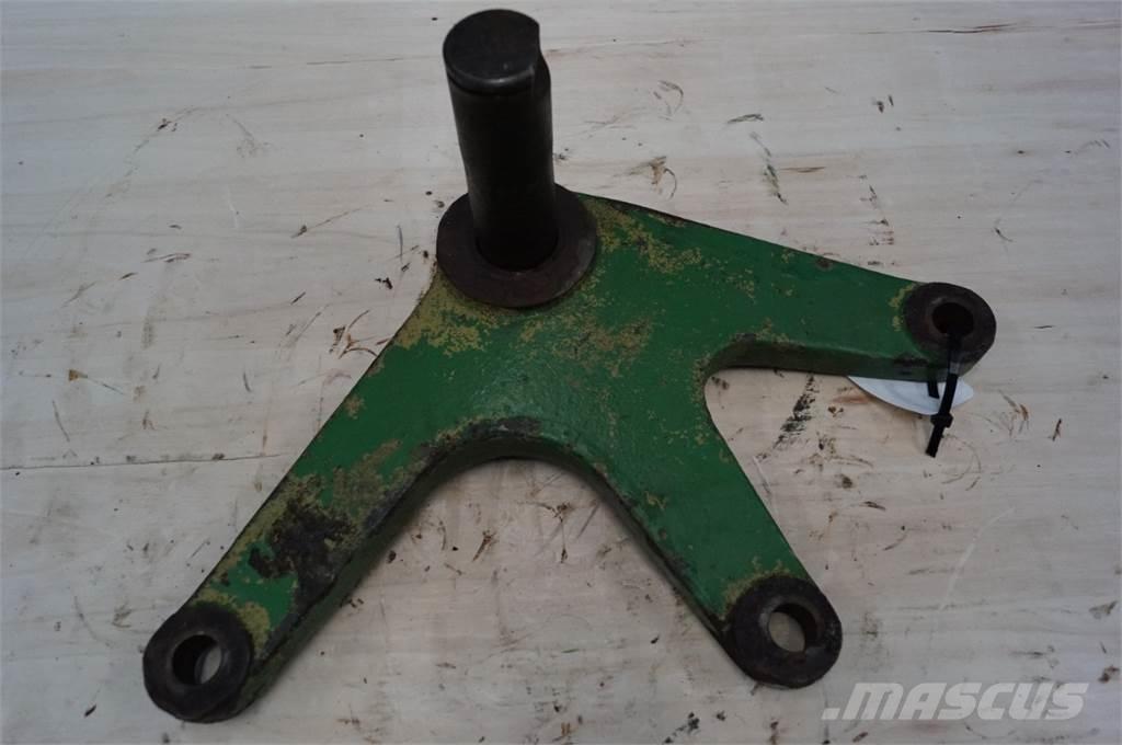 John Deere 3030 Навесное оборудование и запчасти