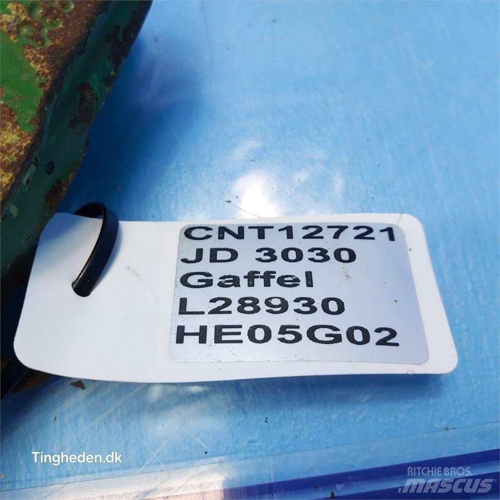 John Deere 3030 Навесное оборудование и запчасти