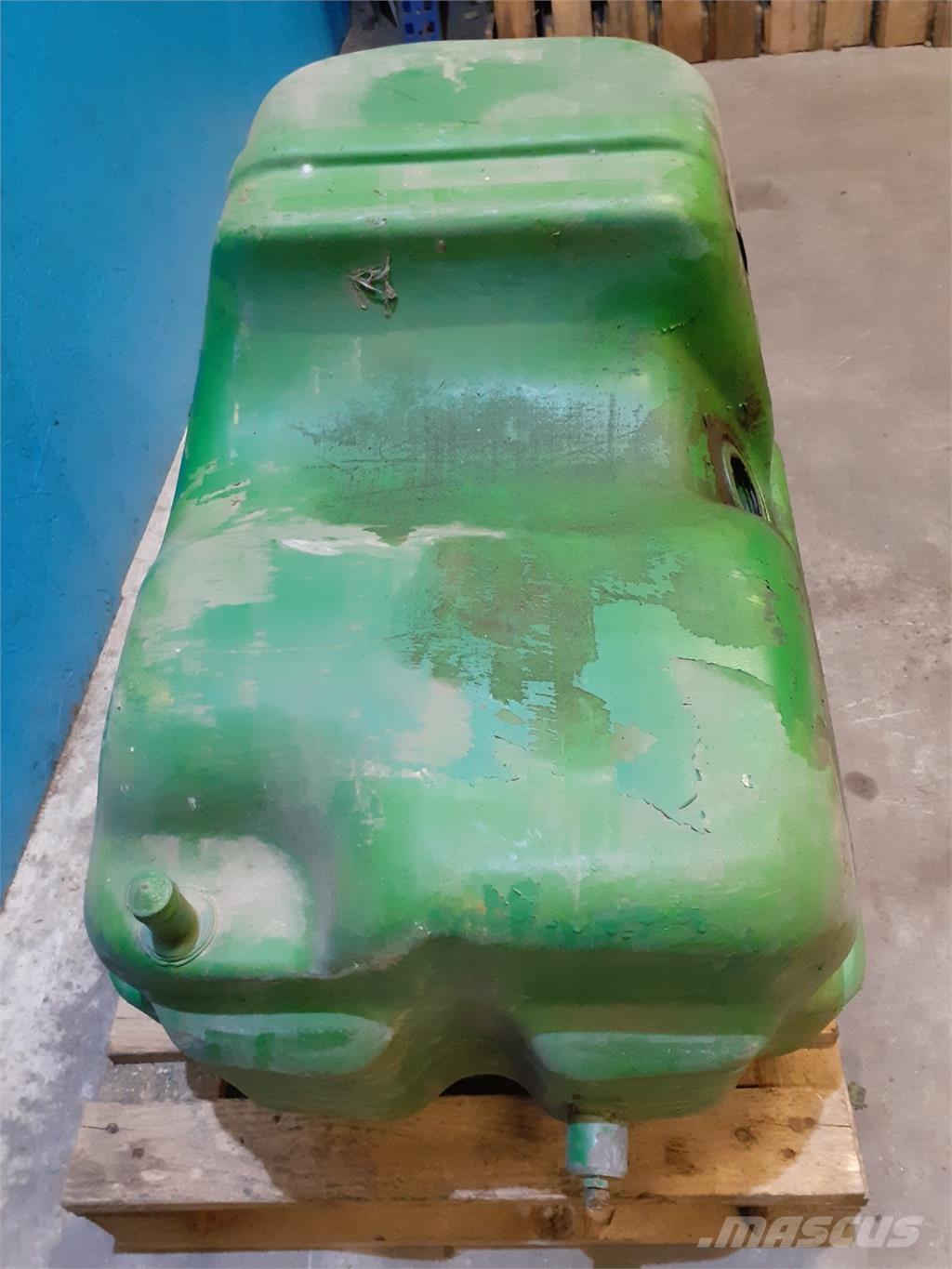 John Deere 3040 Навесное оборудование и запчасти