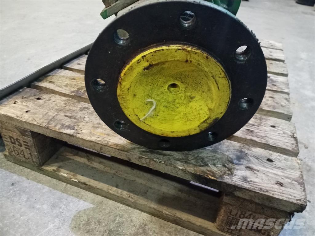 John Deere 3040 Навесное оборудование и запчасти