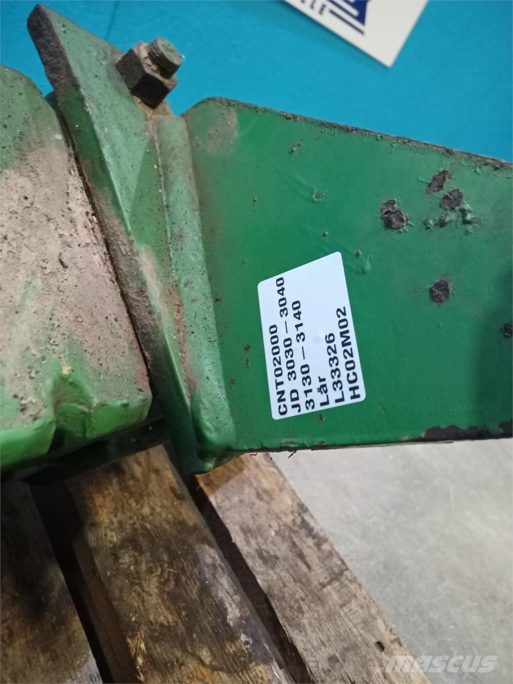 John Deere 3040 Навесное оборудование и запчасти
