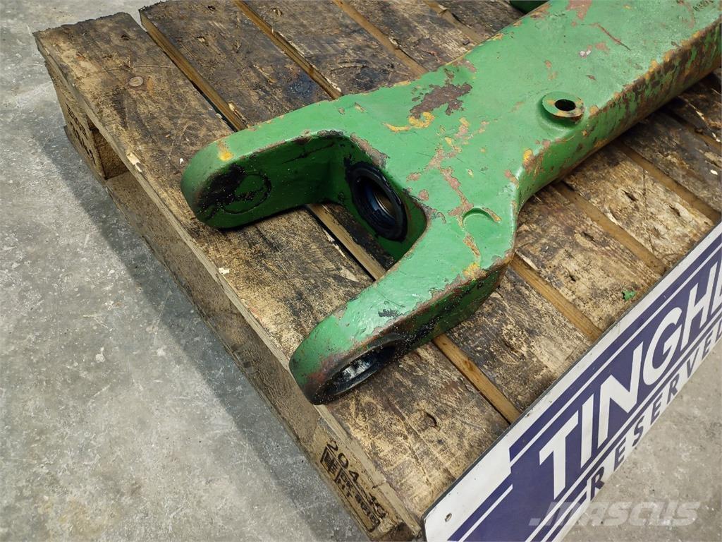 John Deere 3040 Навесное оборудование и запчасти