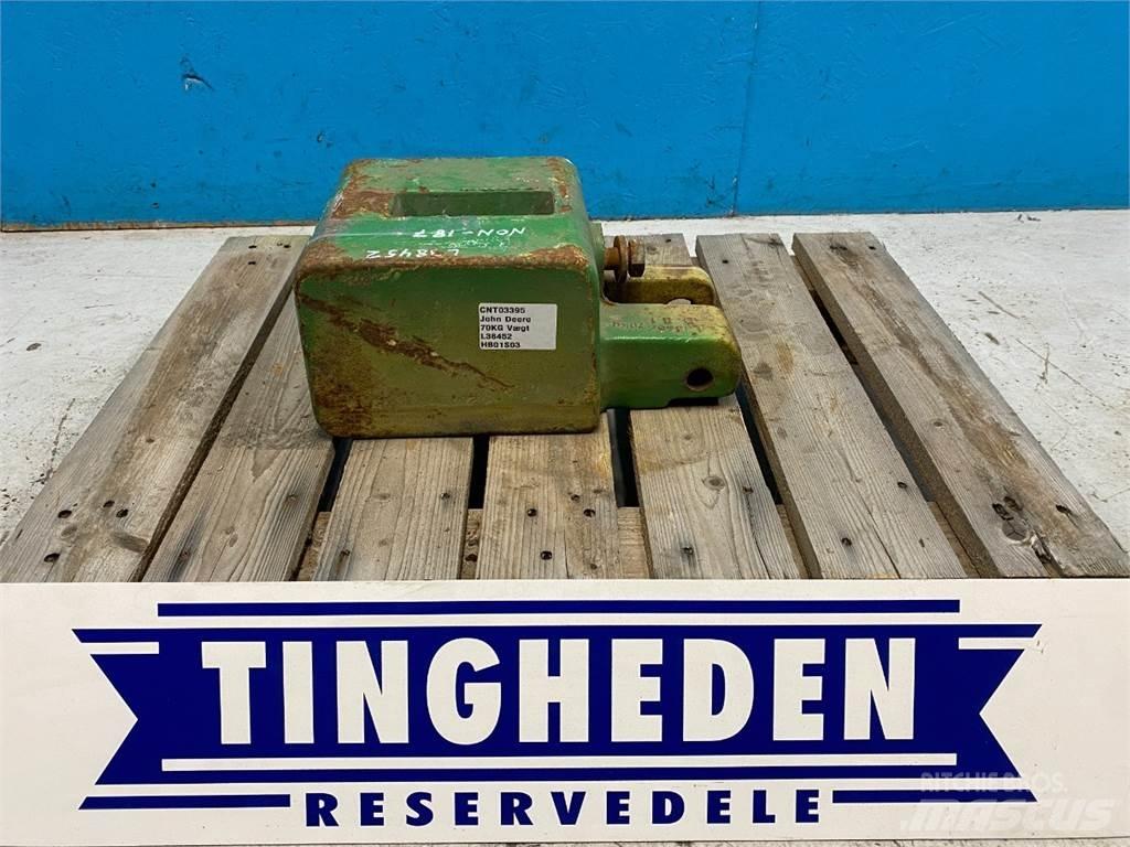 John Deere 3040 Передние весы