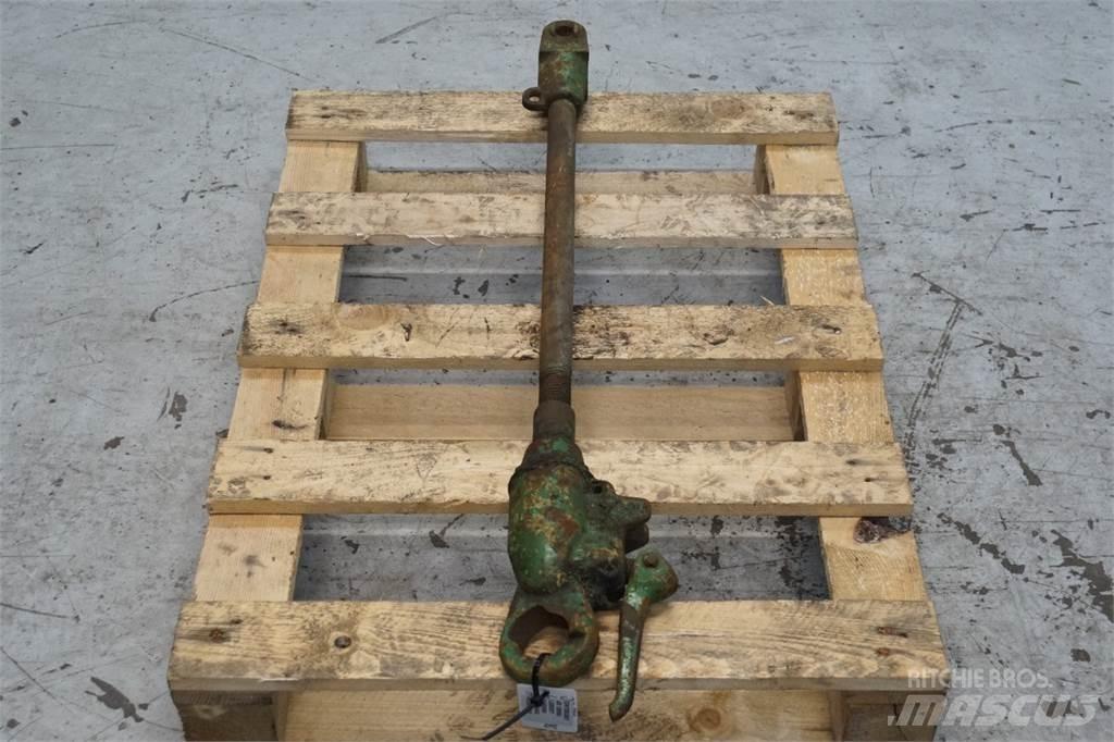 John Deere 3040 Навесное оборудование и запчасти