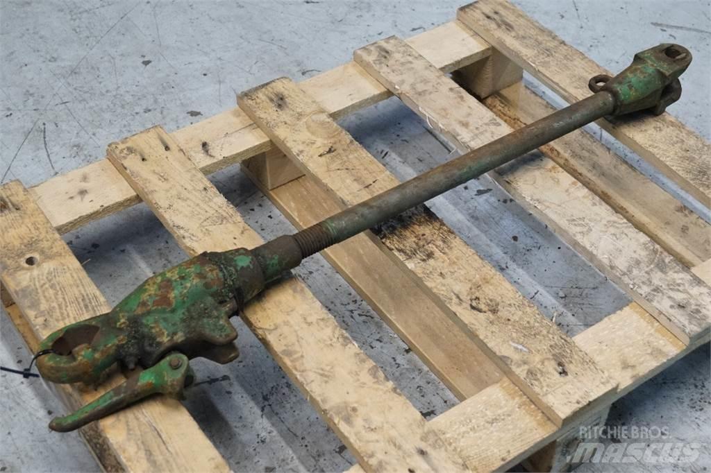 John Deere 3040 Навесное оборудование и запчасти