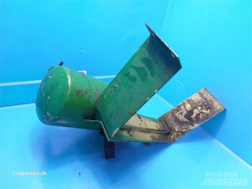 John Deere 3040 Детали гидравлической системы