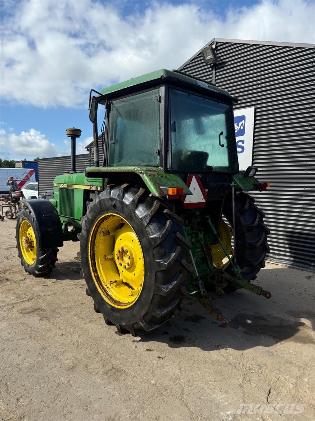 John Deere 3040 Трактора