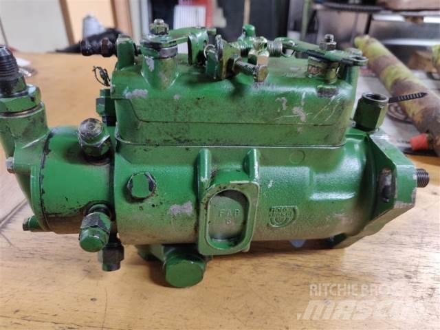 John Deere 3140 Двигатели