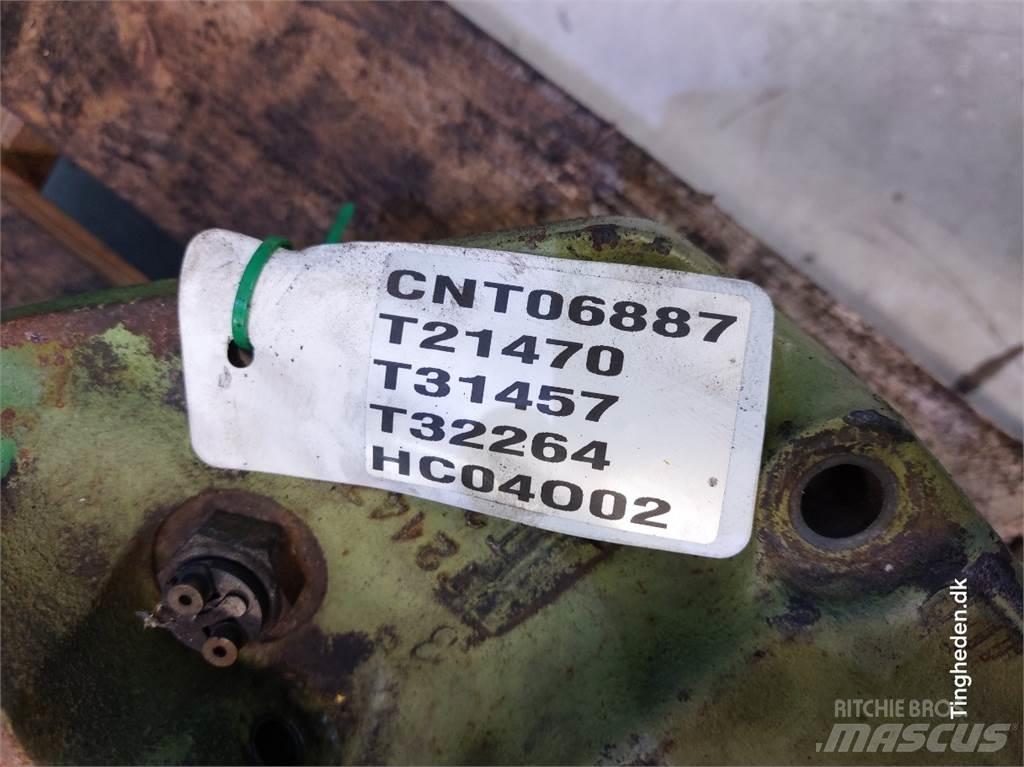 John Deere 3140 Навесное оборудование и запчасти