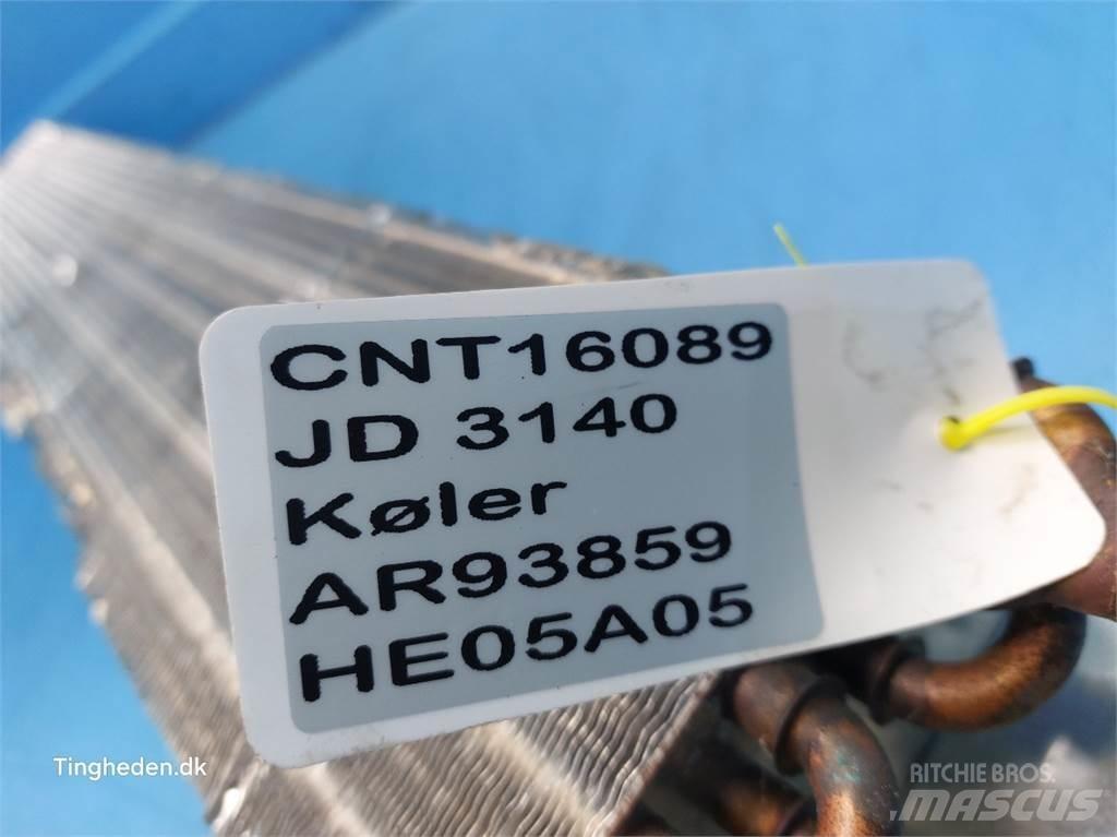 John Deere 3140 Радиаторы