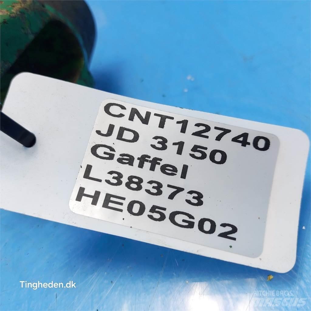 John Deere 3150 Навесное оборудование и запчасти