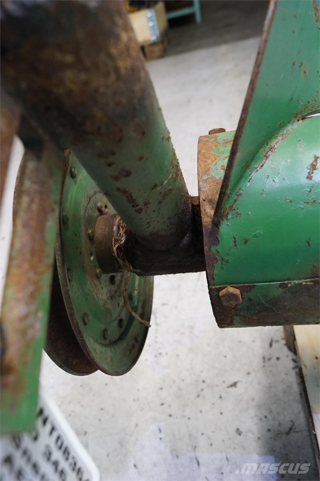 John Deere 346 Сельхозтехника - Другие