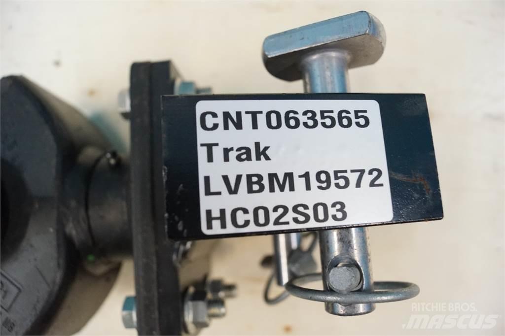 John Deere 3720 Навесное оборудование и запчасти