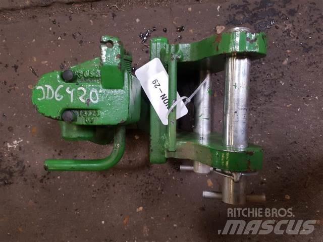 John Deere 4040 Навесное оборудование и запчасти