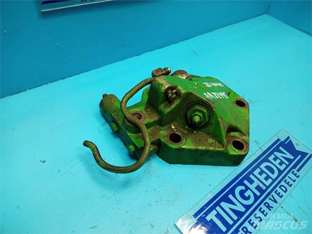 John Deere 4040 Детали гидравлической системы