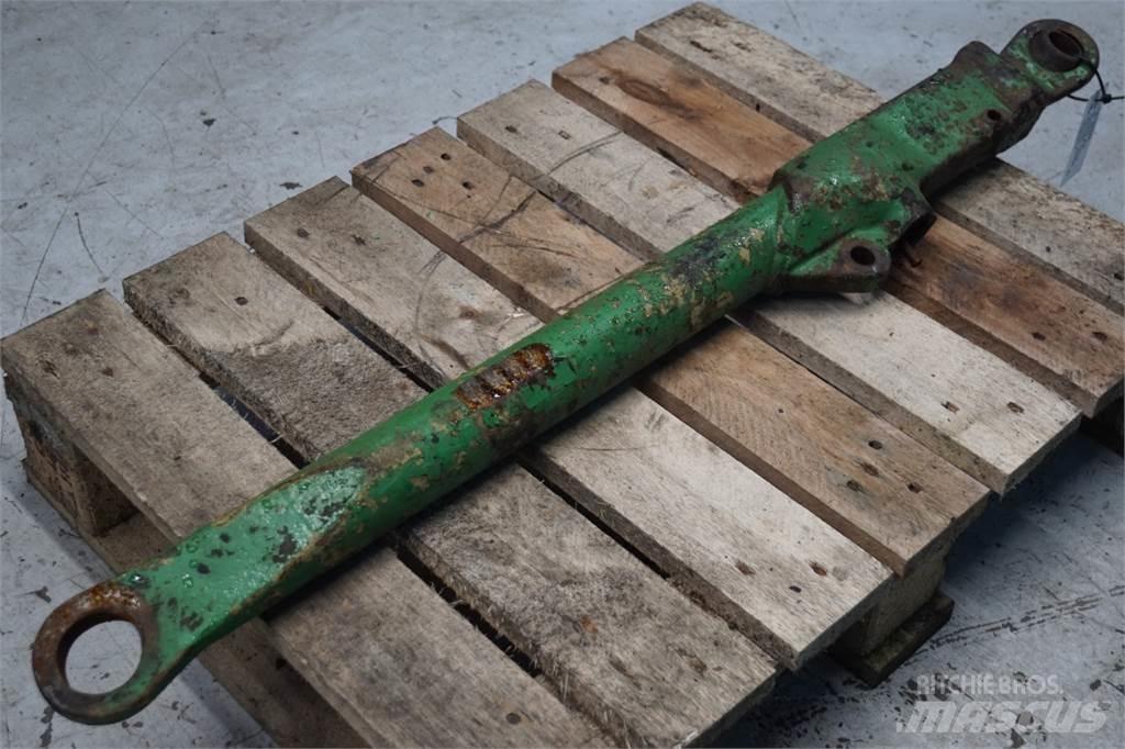 John Deere 4040 Навесное оборудование и запчасти