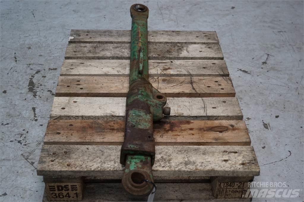John Deere 4040 Навесное оборудование и запчасти
