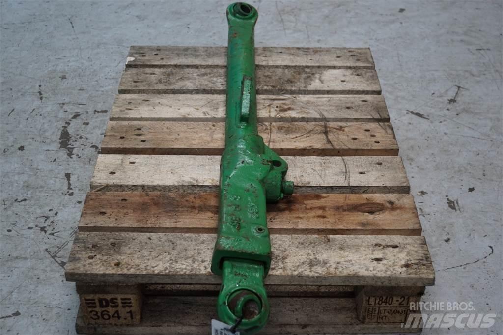 John Deere 4040 Навесное оборудование и запчасти