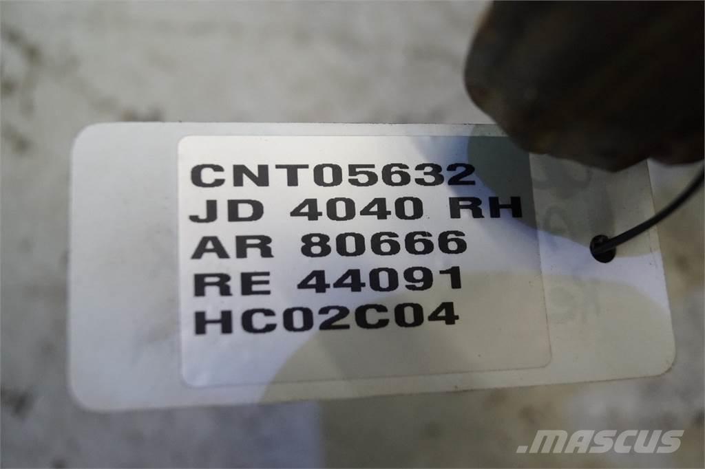 John Deere 4040 Навесное оборудование и запчасти
