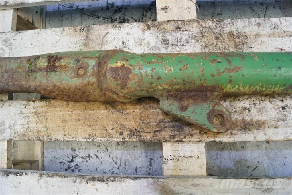 John Deere 4040 Навесное оборудование и запчасти