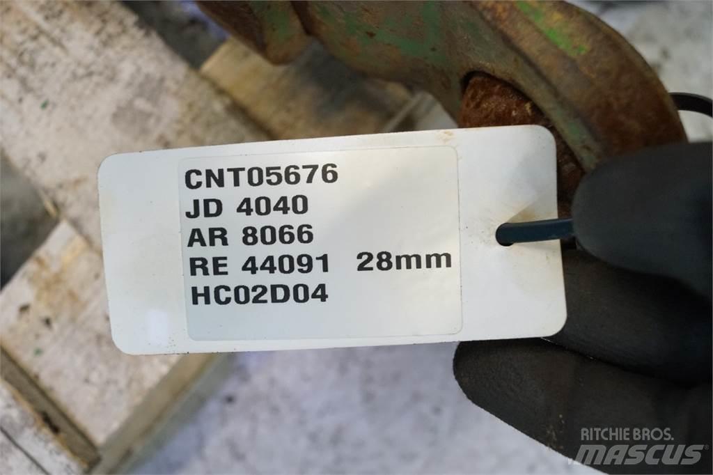 John Deere 4040 Навесное оборудование и запчасти