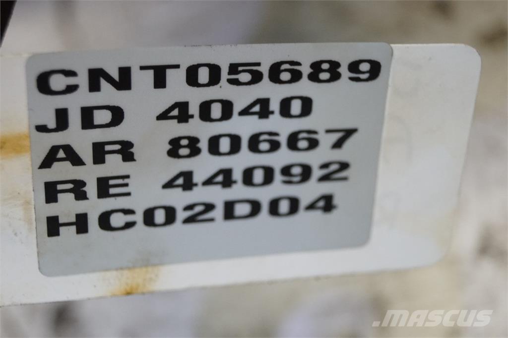 John Deere 4040 Навесное оборудование и запчасти
