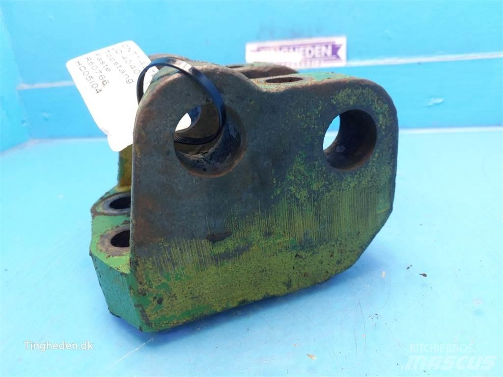 John Deere 4040 Навесное оборудование и запчасти