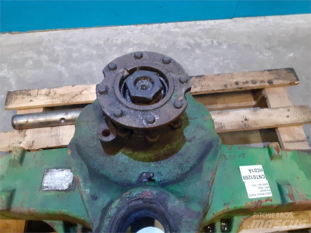 John Deere 4040S Навесное оборудование и запчасти