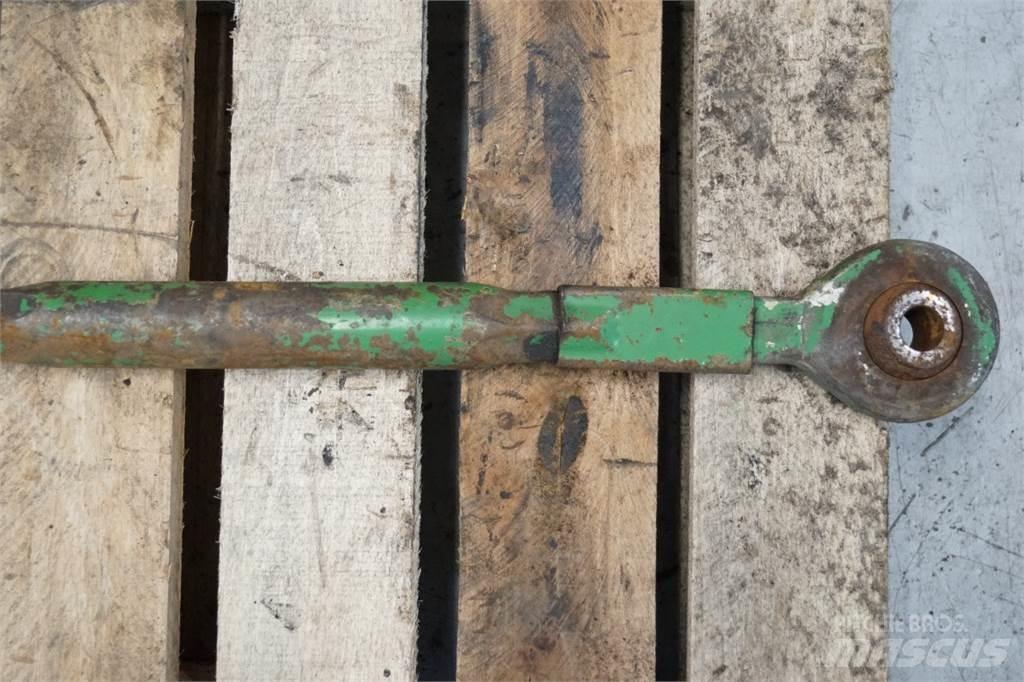 John Deere 4240 Навесное оборудование и запчасти