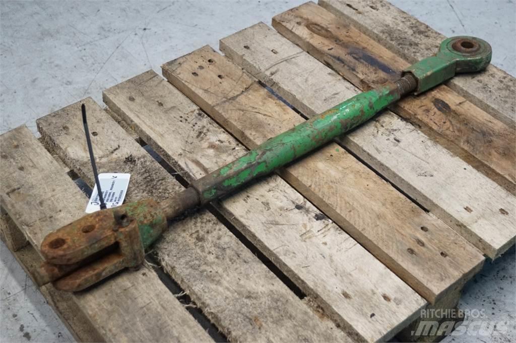 John Deere 4240 Навесное оборудование и запчасти