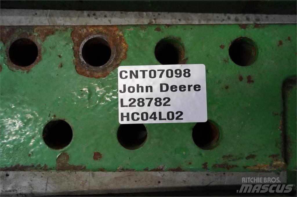 John Deere 4240 Навесное оборудование и запчасти