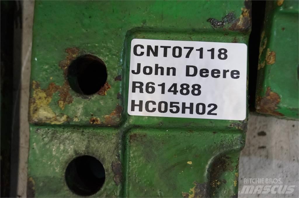 John Deere 4240 Навесное оборудование и запчасти