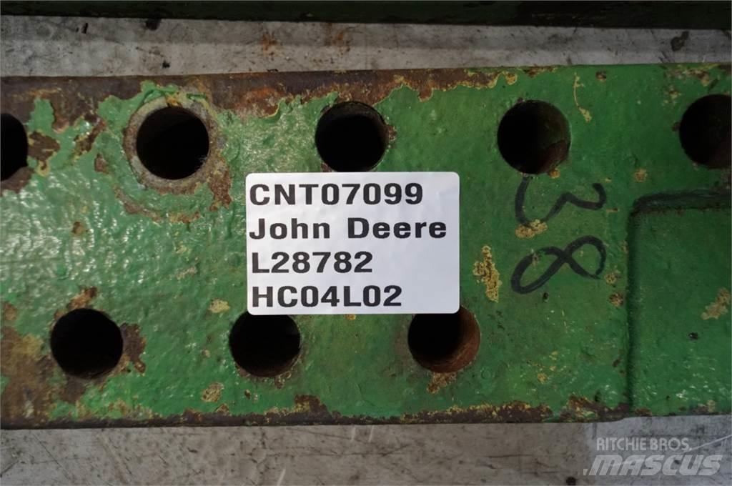 John Deere 4430 Навесное оборудование и запчасти