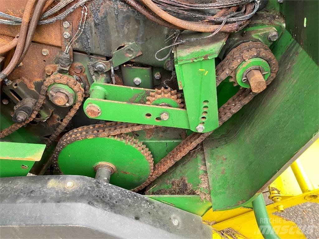 John Deere 592 Рулонные пресс-подборщики