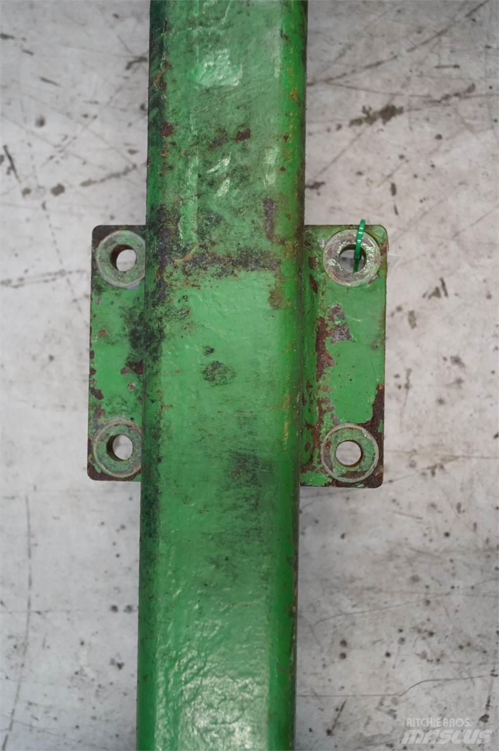John Deere 592 Оси