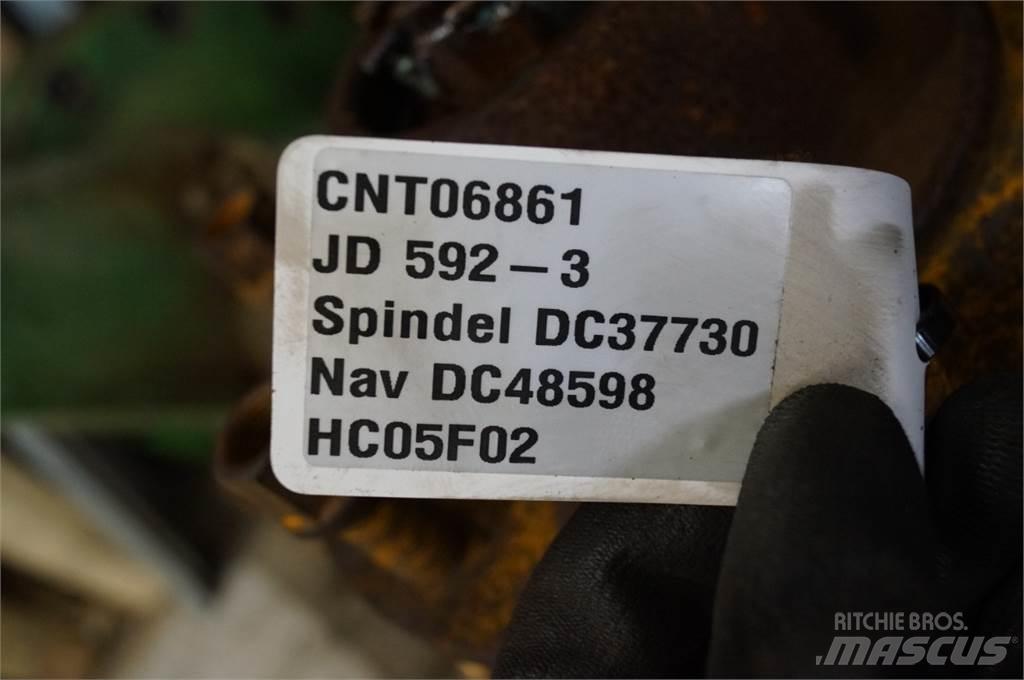 John Deere 592 Оси