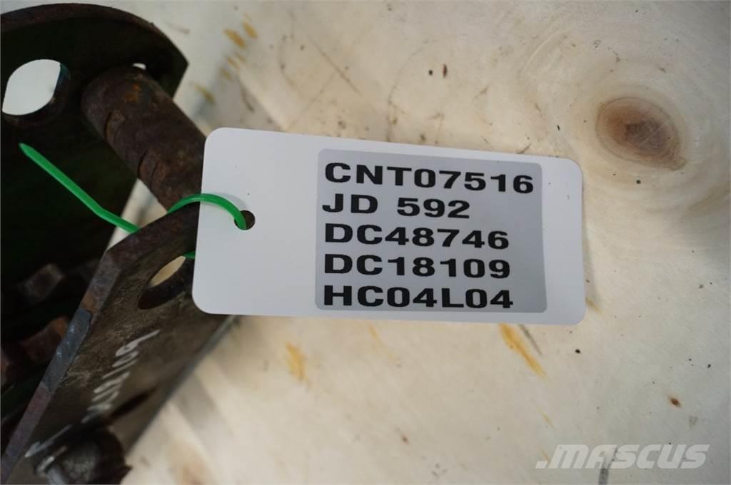 John Deere 592 Сельхозтехника - Другие