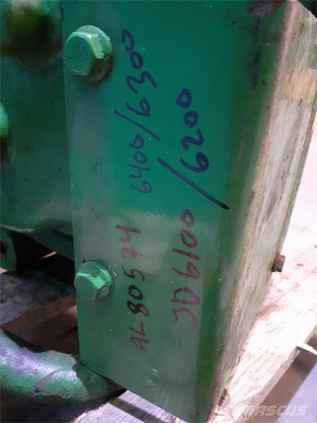 John Deere 6100 Навесное оборудование и запчасти