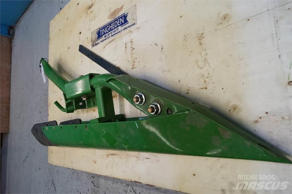 John Deere 630X Компоненты для зерноуборочных комбайнов