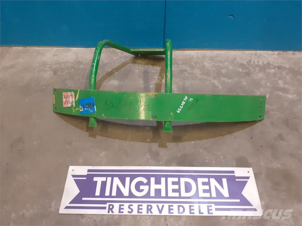 John Deere 6810 Навесное оборудование и запчасти