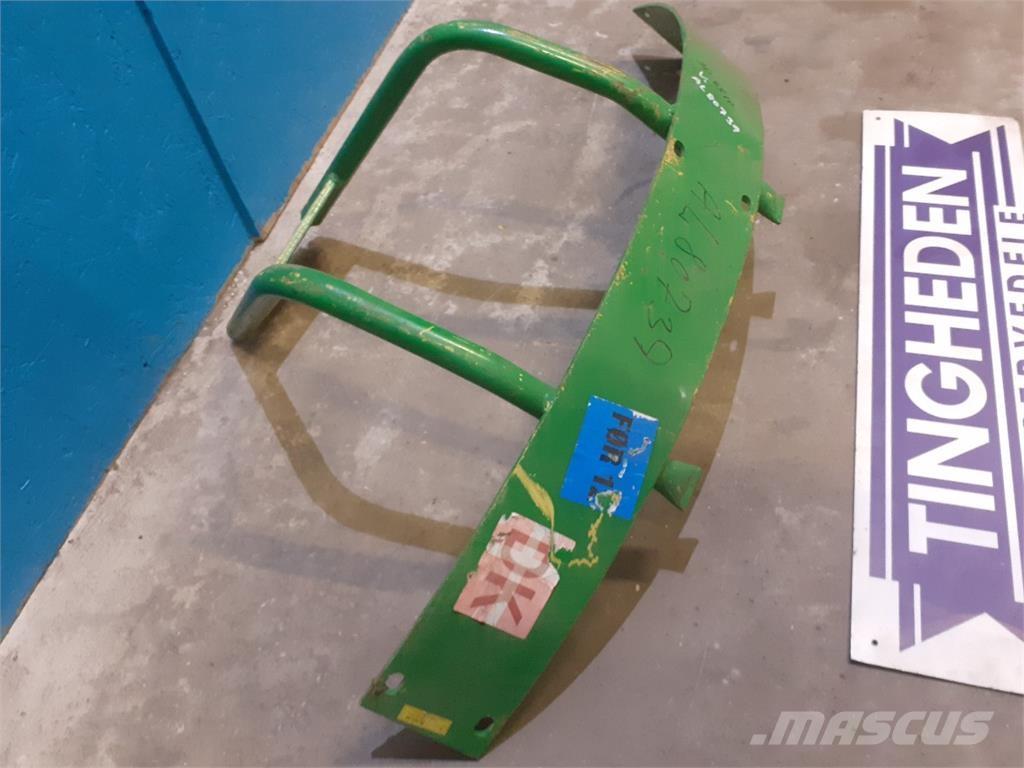 John Deere 6810 Навесное оборудование и запчасти