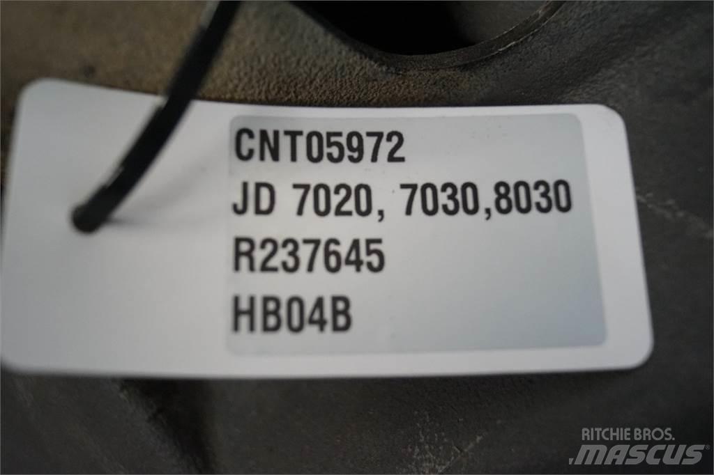 John Deere 7020 Навесное оборудование и запчасти
