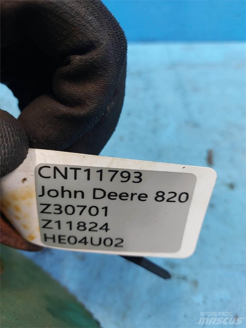 John Deere 820 Компоненты для зерноуборочных комбайнов