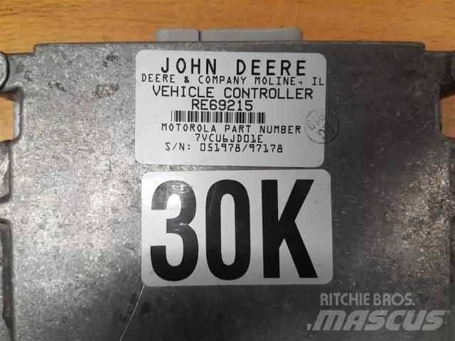 John Deere 8400 Электронные блоки