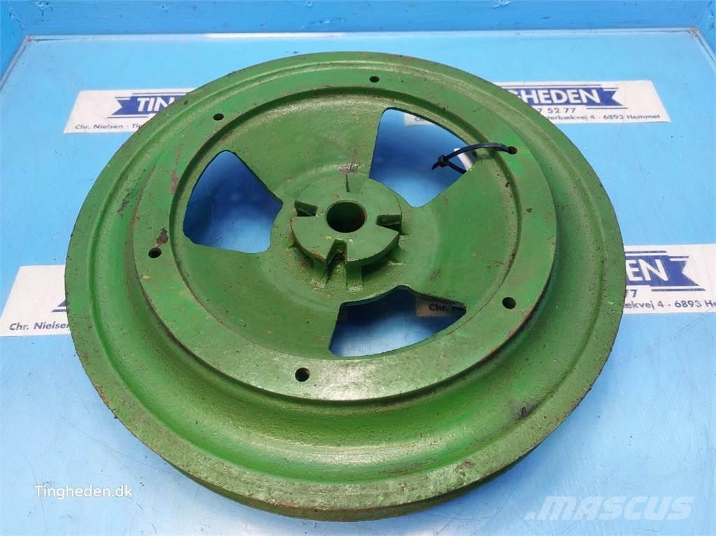John Deere 925 Компоненты для зерноуборочных комбайнов
