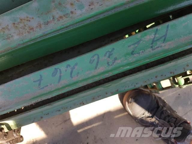 John Deere 942 Компоненты для зерноуборочных комбайнов